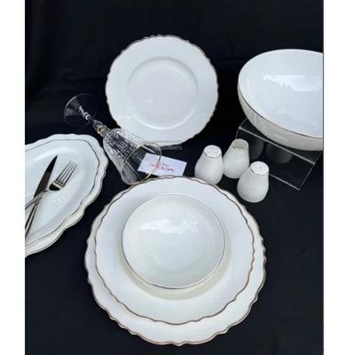 Victoria Gold 56 Parça 12 Kişilik Yemek Takımı