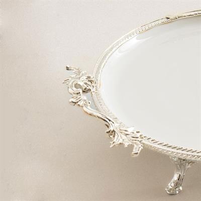 Yuvarlak Kulplu Porselen Sunum Tabağı 29 cm Gümüş