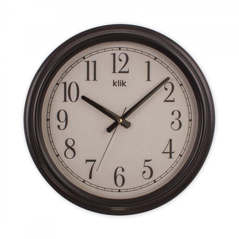 Siyah çerçeveli yuvarlak duvar saati, beyaz kadran, siyah Arap rakamları ve 