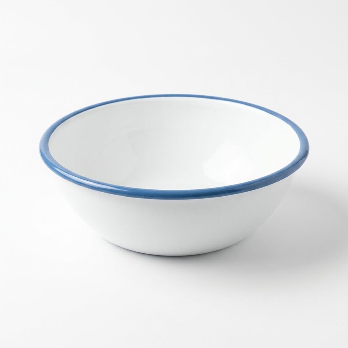 Çamlıca Home beyaz renkli boncuk mavi kordon bordürlü 26 cm büyük boy emaye salata kasesi