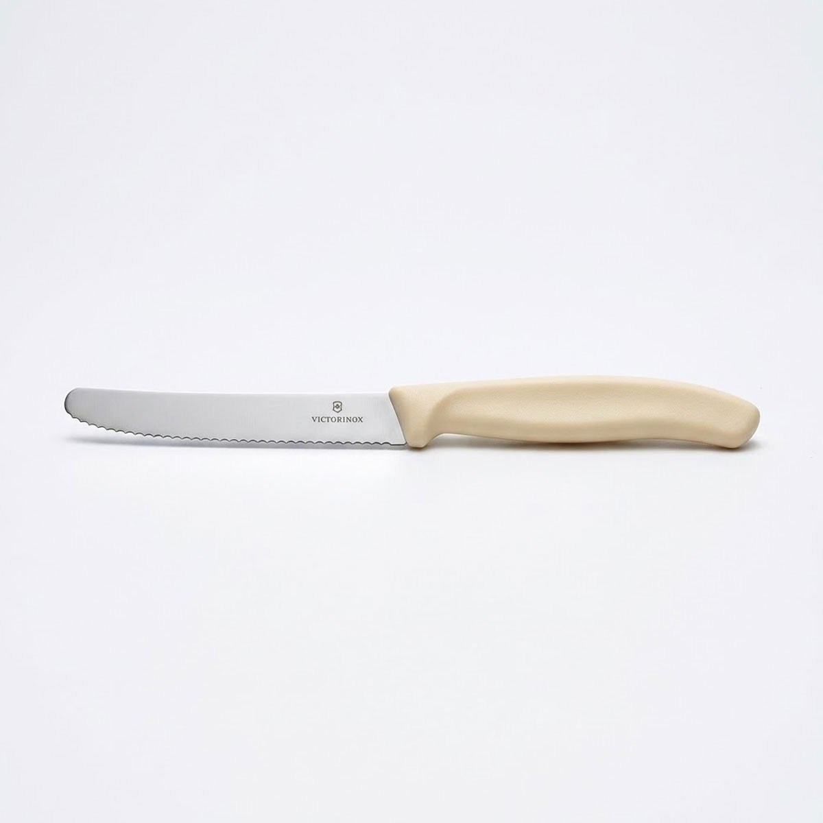 Çamlıca Home Victorinox Swiss Classic 11 cm yuvarlak küt burunlu krem tırtıklı domates ve sofra bıçağı