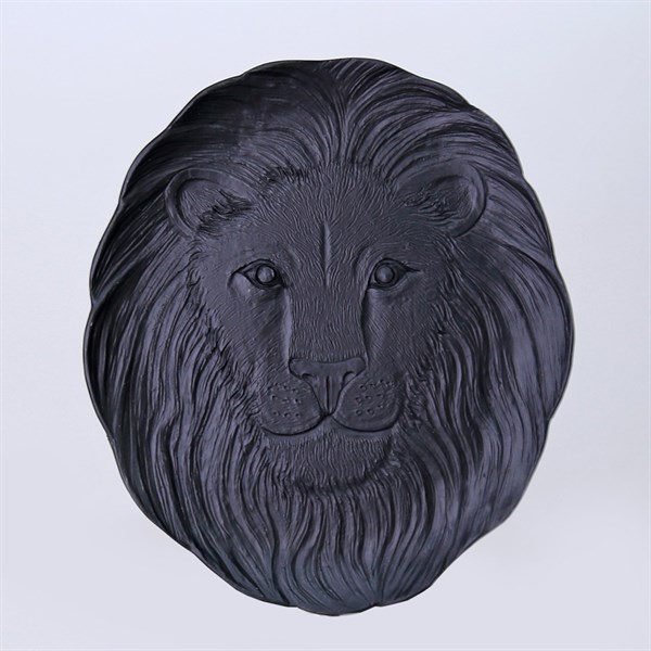 Lion dekoratif tabak siyah