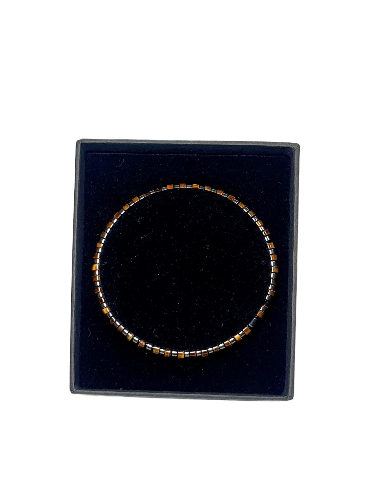 Doğaltaş BileklikJTAW25BLK1583 KAPLANGÖZÜ ve HEMATİT DOĞALTAŞ ESNEK TASARIM KAHVERENGİ GARANTİLİ HEDİYE KUTULU JANTİ DOĞALTAŞ BİLEKLİKJanti