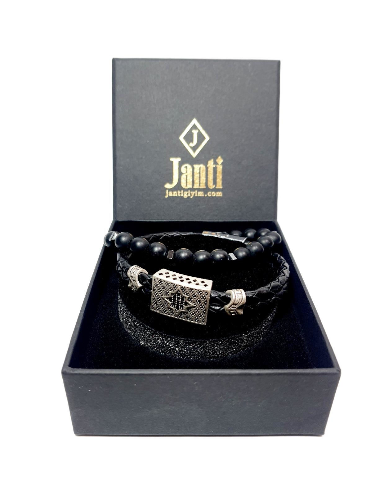 Deri BileklikJTAW25BLK1609 HAKİKİ DERİ ZİRKON TAŞLI ALAŞIMLI METAL MIKNATIS KAPAMA ile ONYX ve HEMATİT DOĞALTAŞ ESNEK KOMBİN SİYAH GARANTİLİ HEDİYE KUTULU JANTİ BİLEKLİKJanti