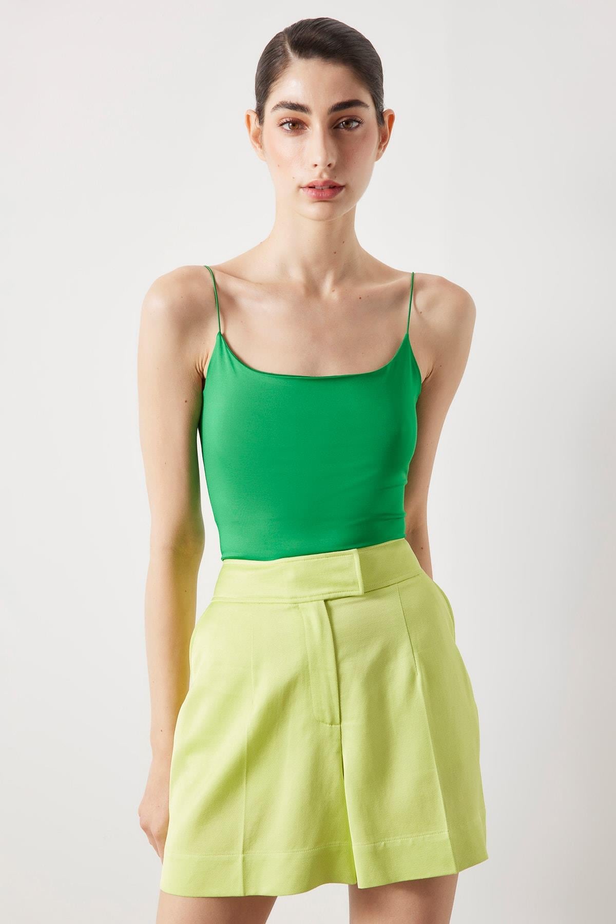 IPEKYOL Yeşil Askılı Crop