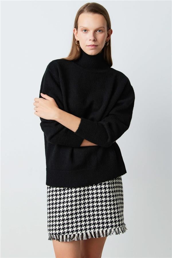 IPEKYOL SIYAH 50243 / TRIKO