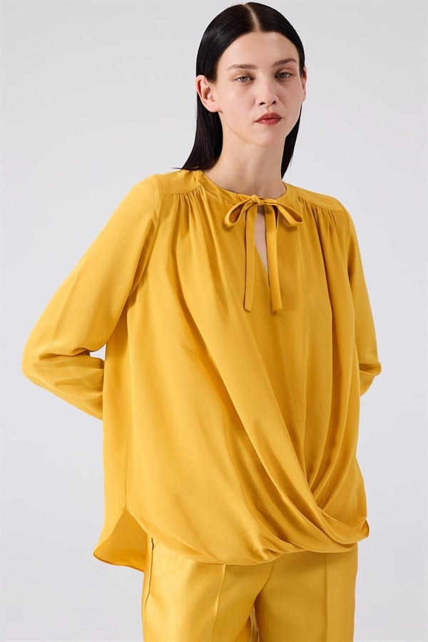 MACHKA SARI 06006 / BLUZ