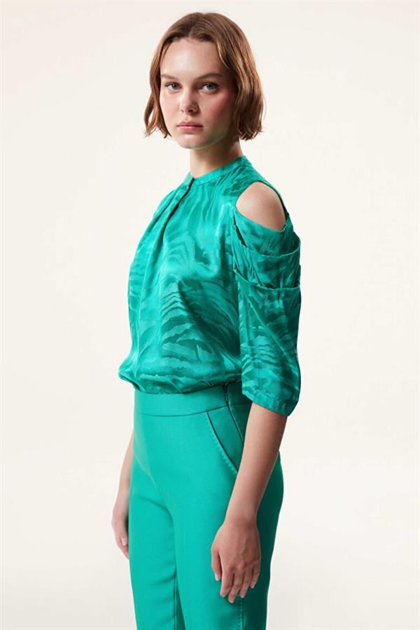 MACHKA YESIL 06021 / BLUZ