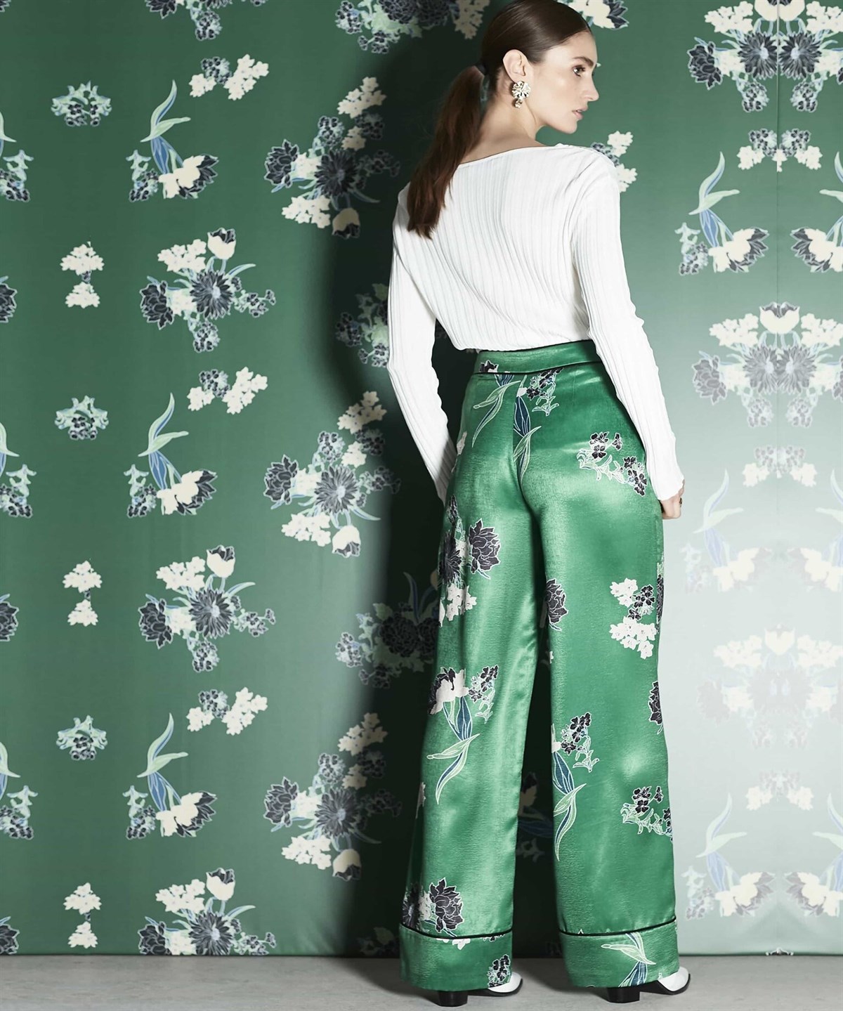 İPEKYOL Yüksek Bel Biye Geçişli Çiçek Desenli Yeşil Pantolon