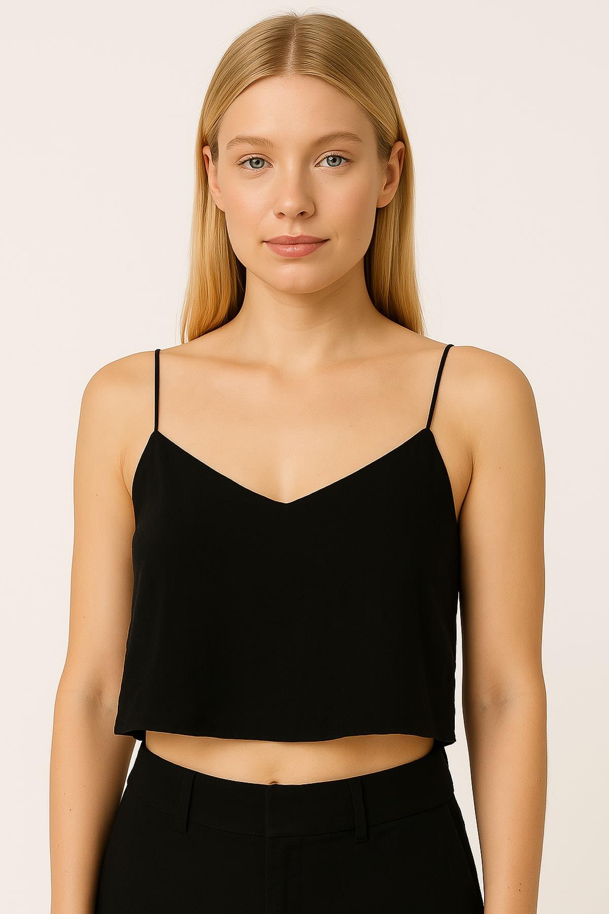 IPEKYOL Siyah V Yaka Askılı Bluz