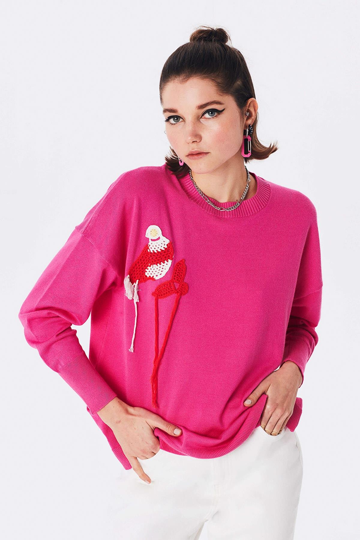 TWIST Pembe Kroşe Nakışlı Triko Kazak