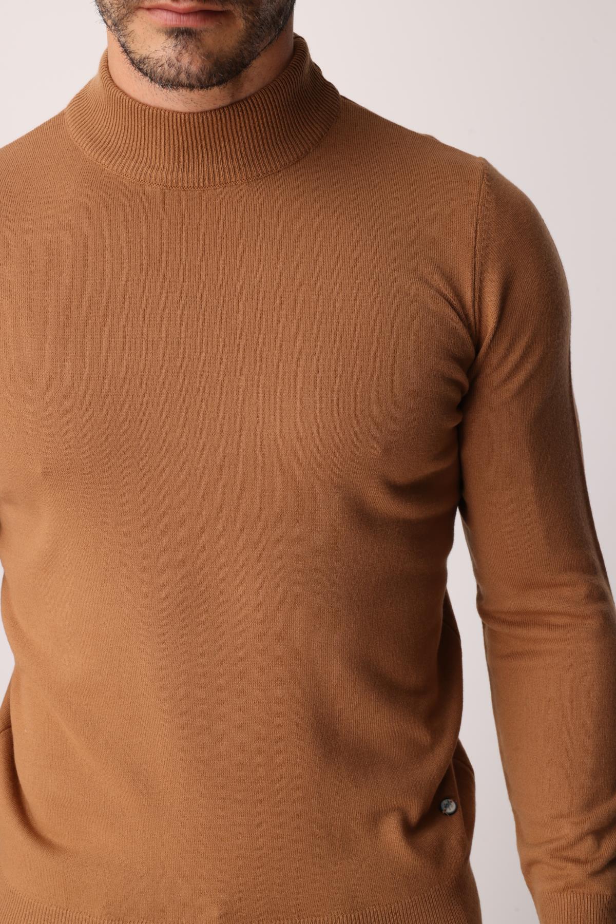 Açık Kahve Modern Fit Dar Kalıp Yarım Balıkçı Düz Uzun Kollu Triko