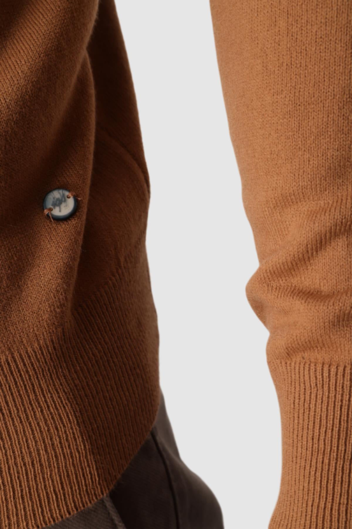 Açık Kahve Modern Fit Dar Kalıp Yarım Balıkçı Düz Uzun Kollu Triko