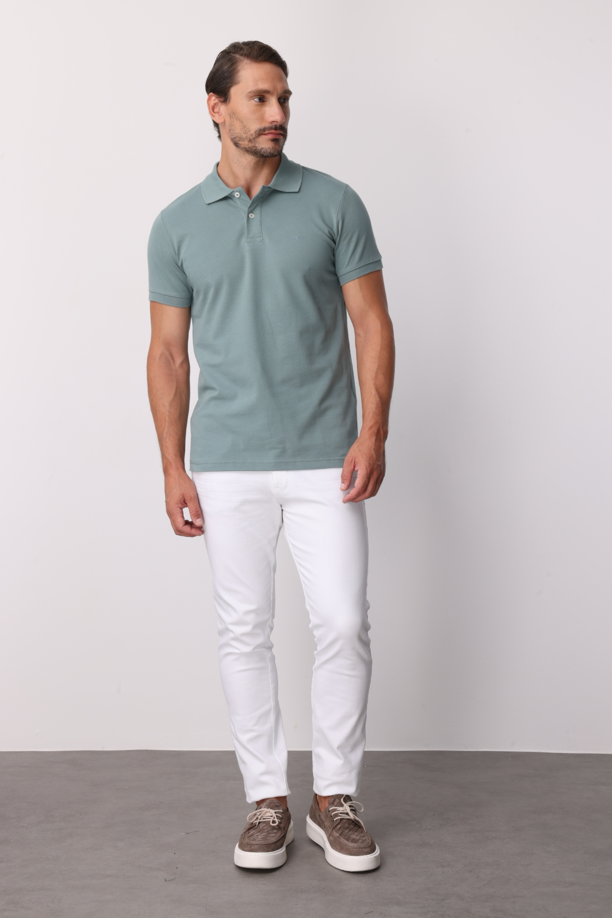 Açık Yeşil Modern Fit Dar Kalıp Polo Yaka Düz Kısa Kollu %100 Pamuk Tişört