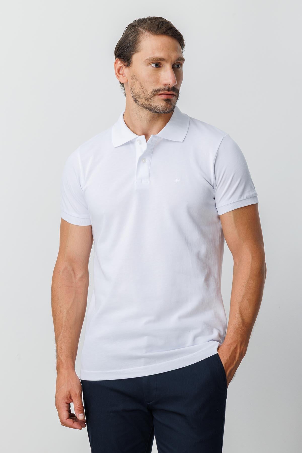 Beyaz Modern Fit Dar Kalıp Polo Yaka Düz Kısa Kollu %100 Pamuk Tişört