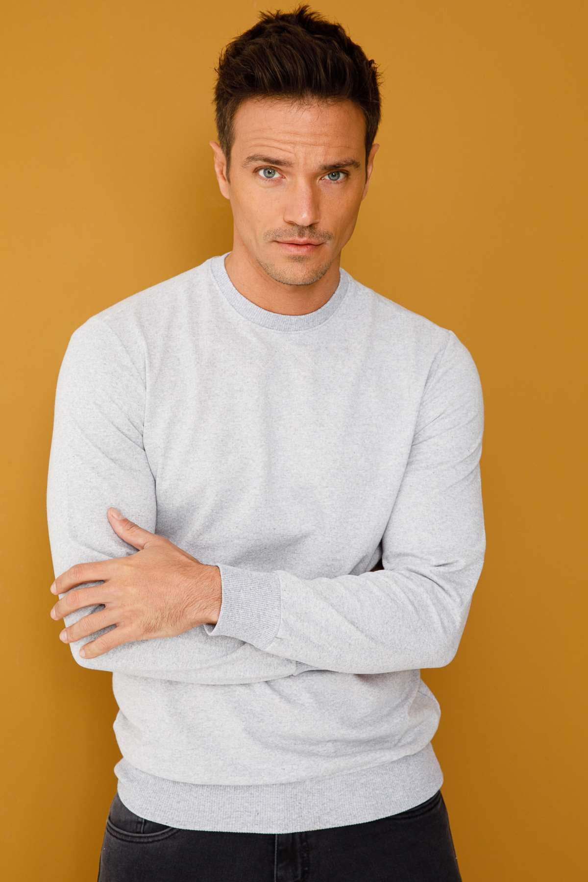 Erkek A.Gri Modernfit / Ekstra Dar Kalıp Bisiklet Yaka Sweatshirt