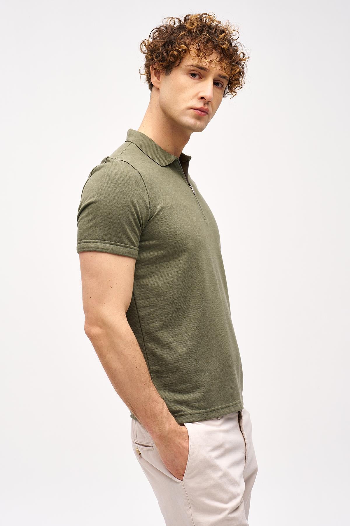 Erkek Açık Yeşil Slim Fit Fermuarlı Polo Yaka Kısa Kollu Tişört