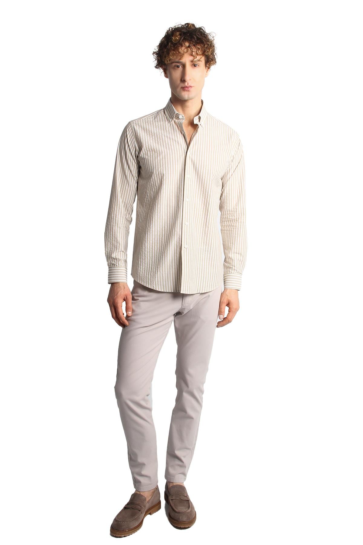 Bej Dynamic Fit  Düğmeli Yaka Çizgili Uzun Kollu Cepsiz %100 Pamuk Gömlek