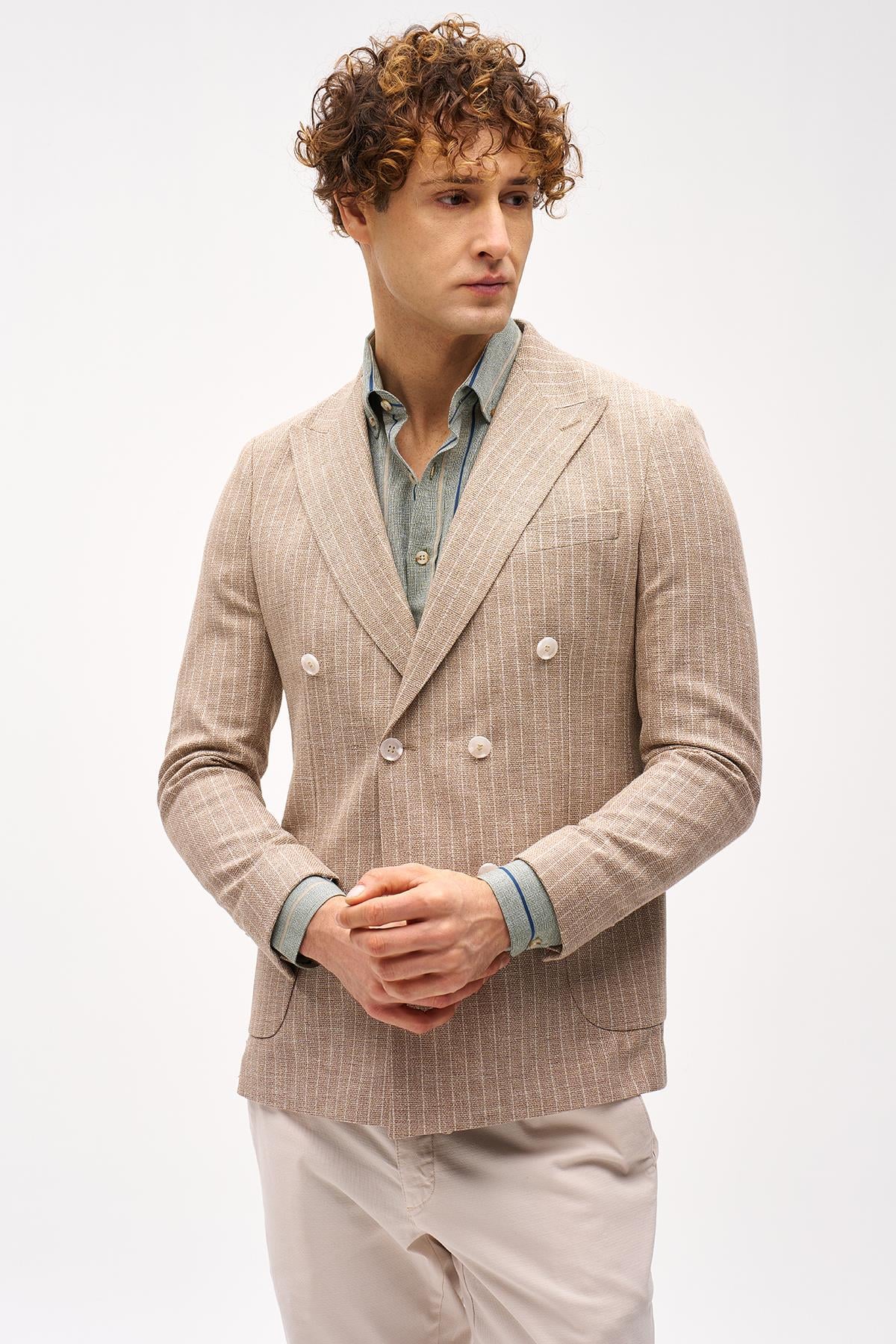 Erkek Bej Slim Fit / Dar Kalıp Geniş Kırlangıç Ceket