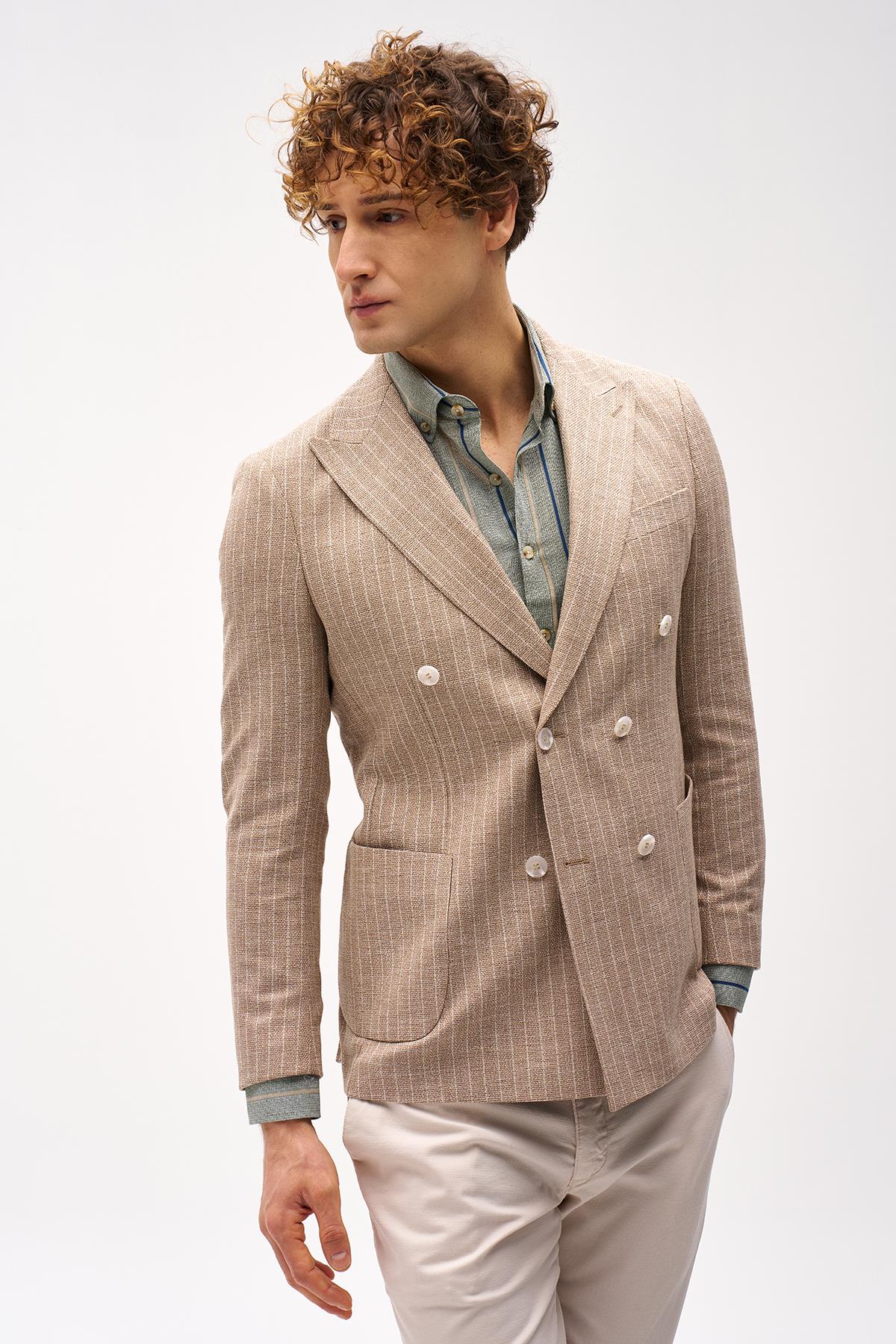 Erkek Bej Slim Fit / Dar Kalıp Geniş Kırlangıç Ceket