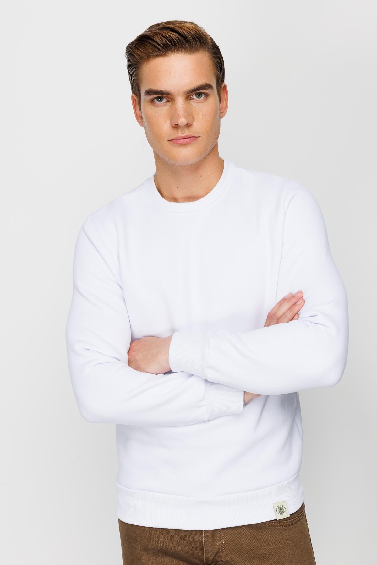 Erkek Beyaz  Bisiklet Yaka Sweatshirt
