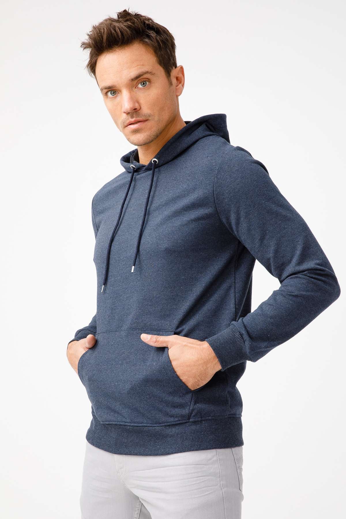 Erkek İndigo Modernfit / Ekstra Dar Kalıp Kapşonlu Fermuarsız Sweatshirt