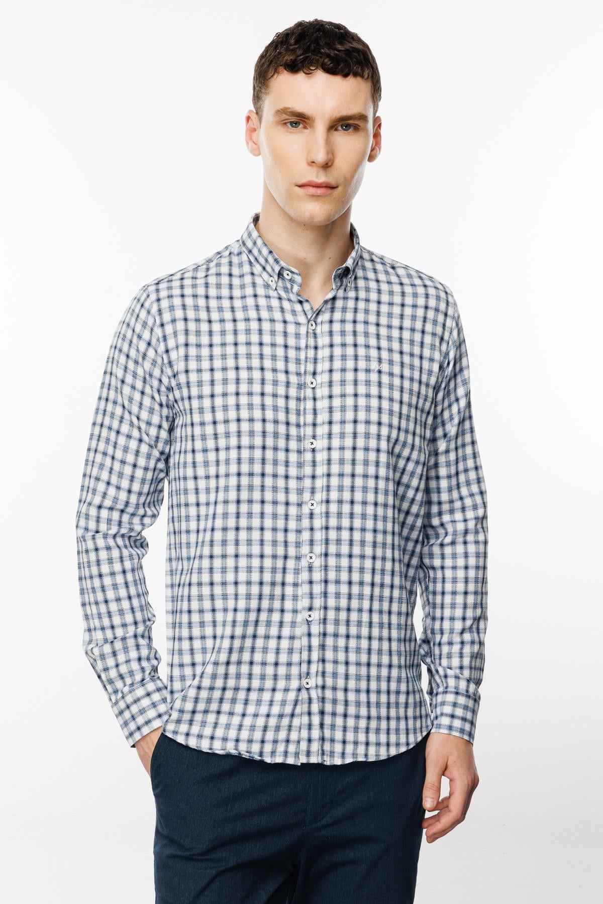 Lacivert Dynamic Fit  Düğmeli Yaka Ekose Uzun Kollu Cepsiz Pamuklu Gömlek