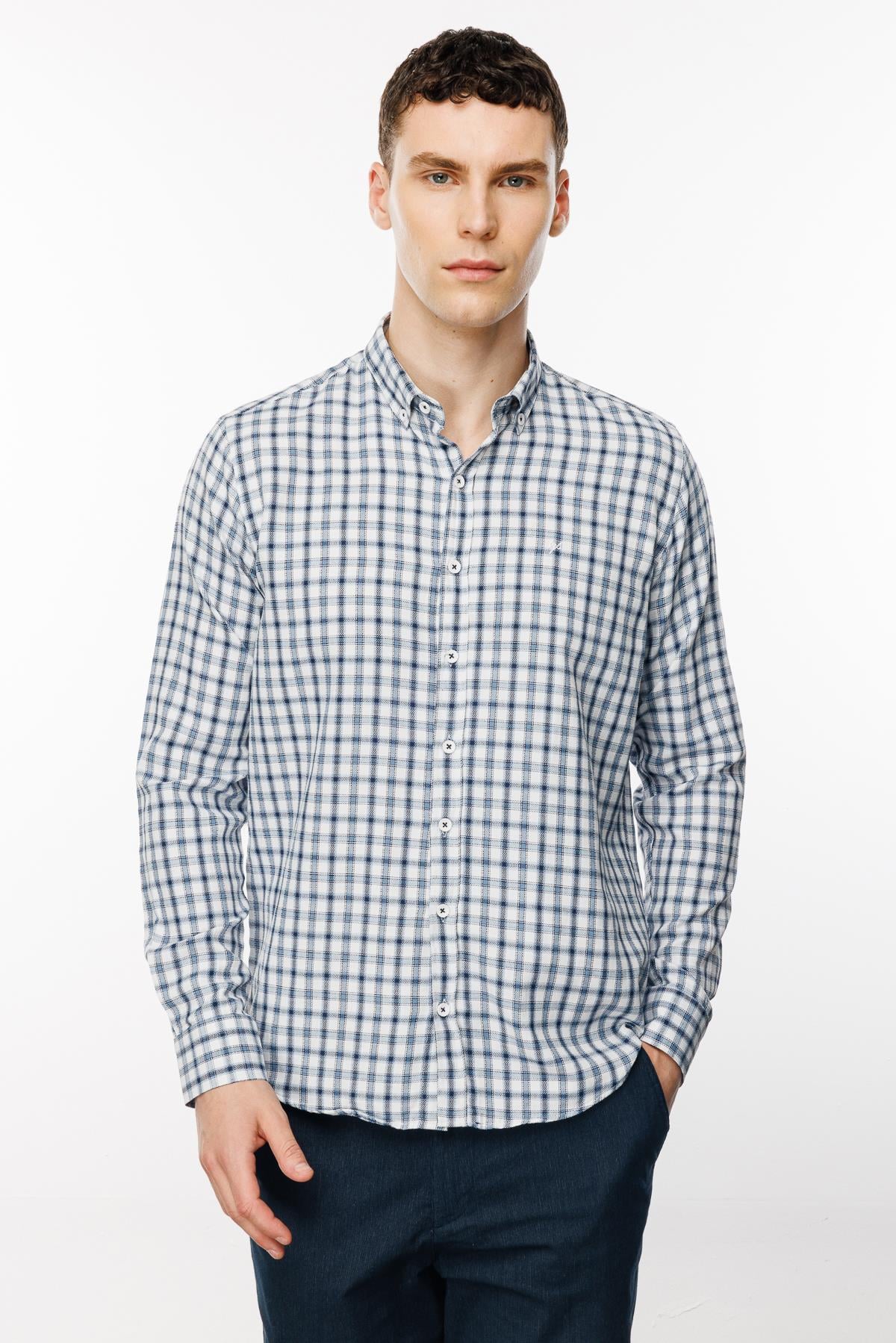 Lacivert Dynamic Fit  Düğmeli Yaka Ekose Uzun Kollu Cepsiz Pamuklu Gömlek