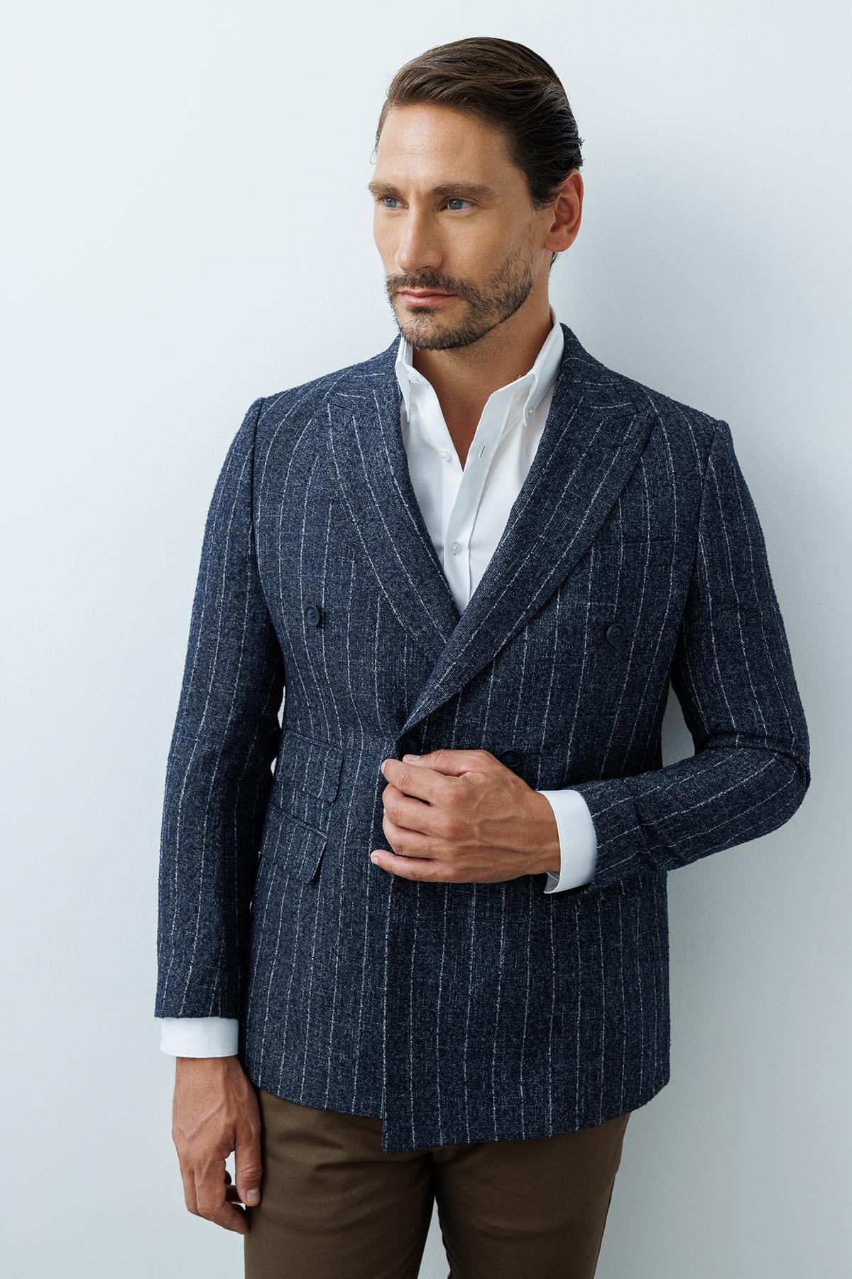Erkek Lacivert Slim Fit / Dar Kalıp Geniş Kırlangıç Ceket