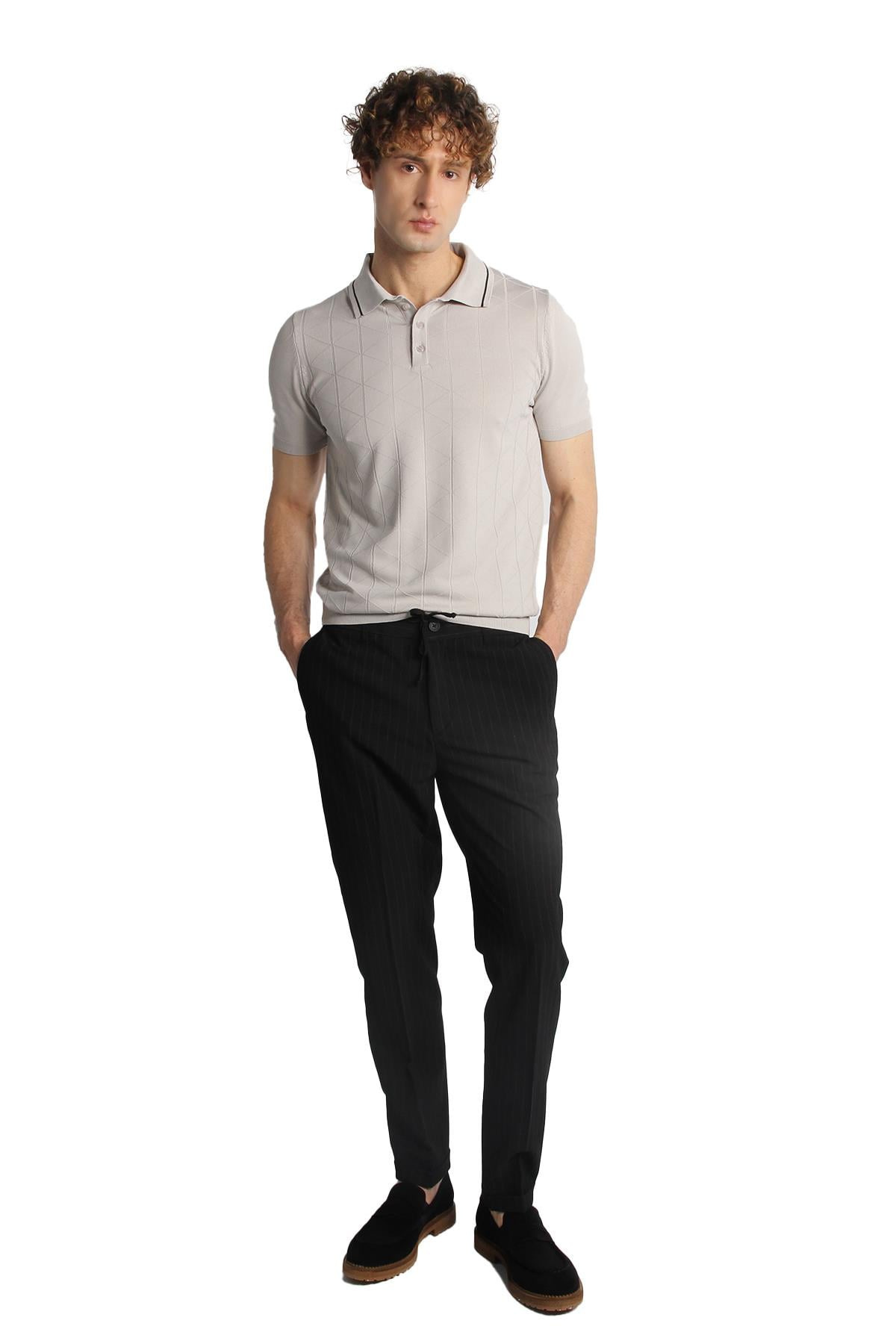 Siyah Standart Kalıp Dinamik Fit  Pantolon