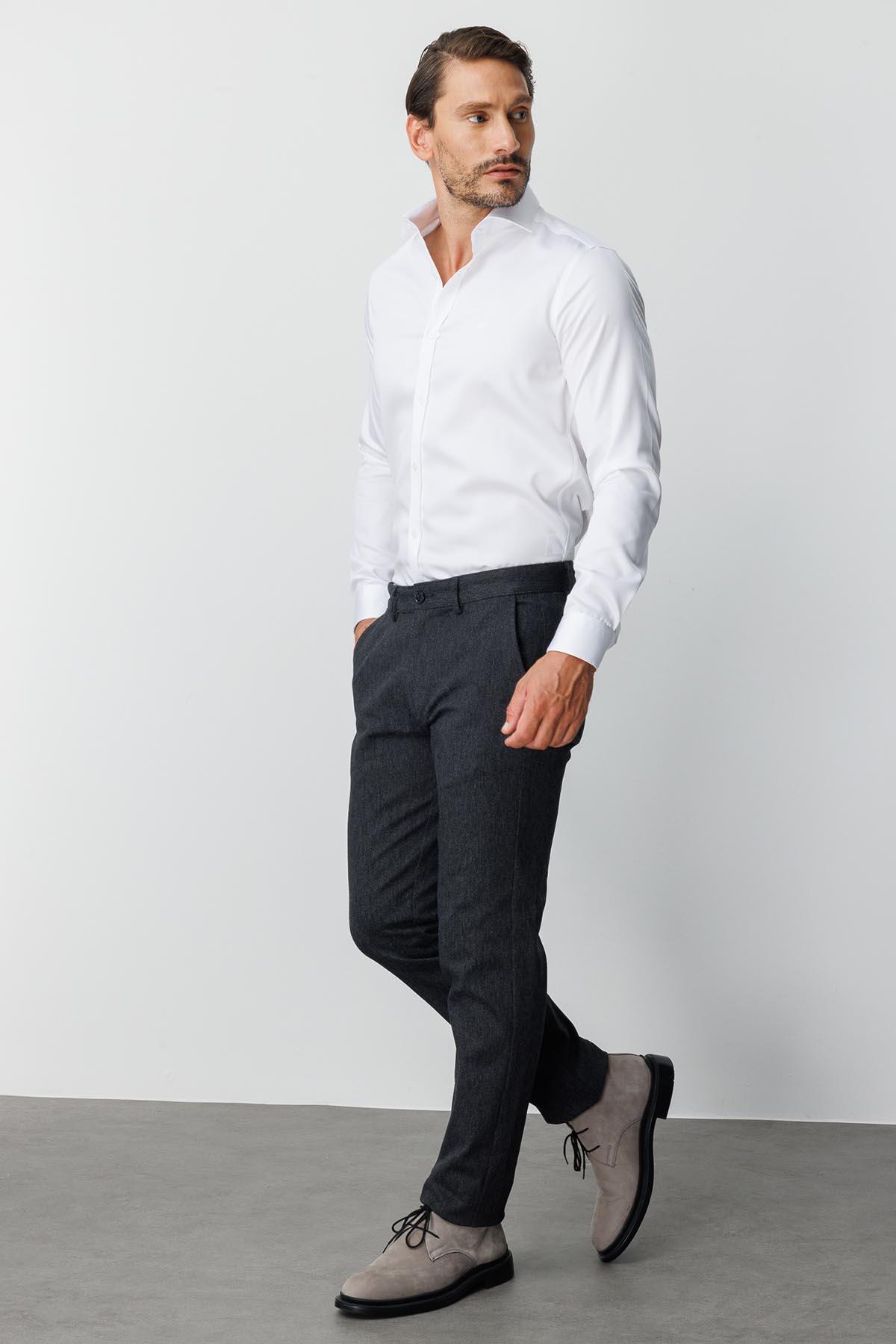 Erkek Siyah Pamuklu Regular Fit Pantolon – Rahat Kalıp Günlük