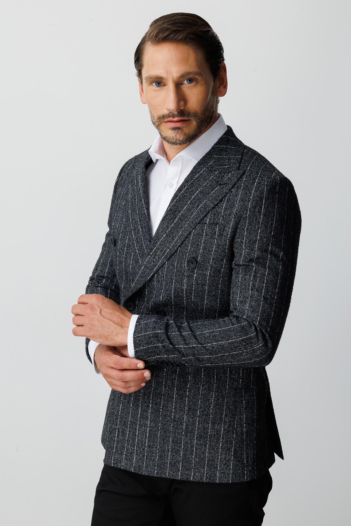 Erkek Siyah Slim Fit / Dar Kalıp Geniş Kırlangıç Ceket