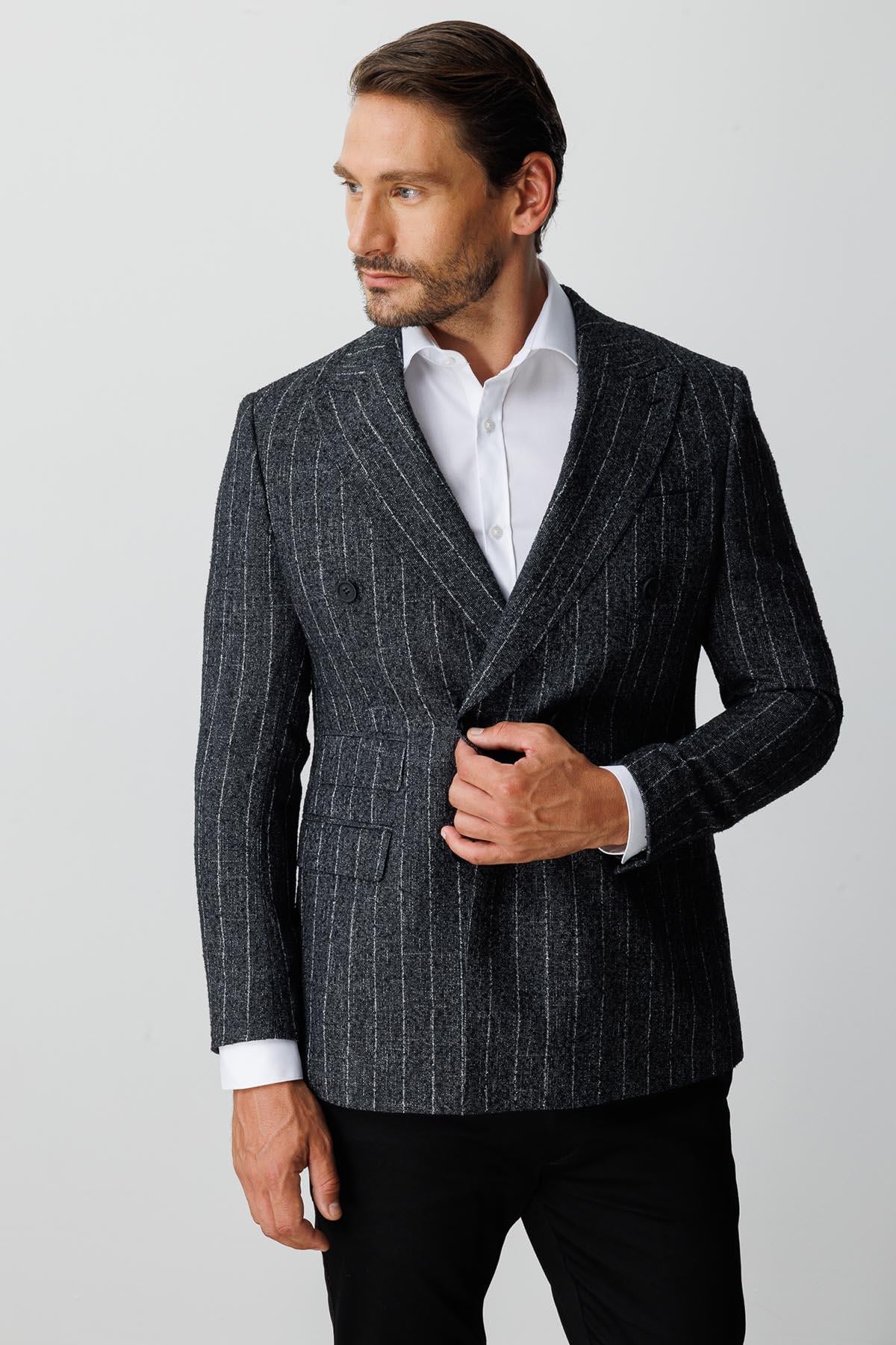 Erkek Siyah Slim Fit / Dar Kalıp Geniş Kırlangıç Ceket