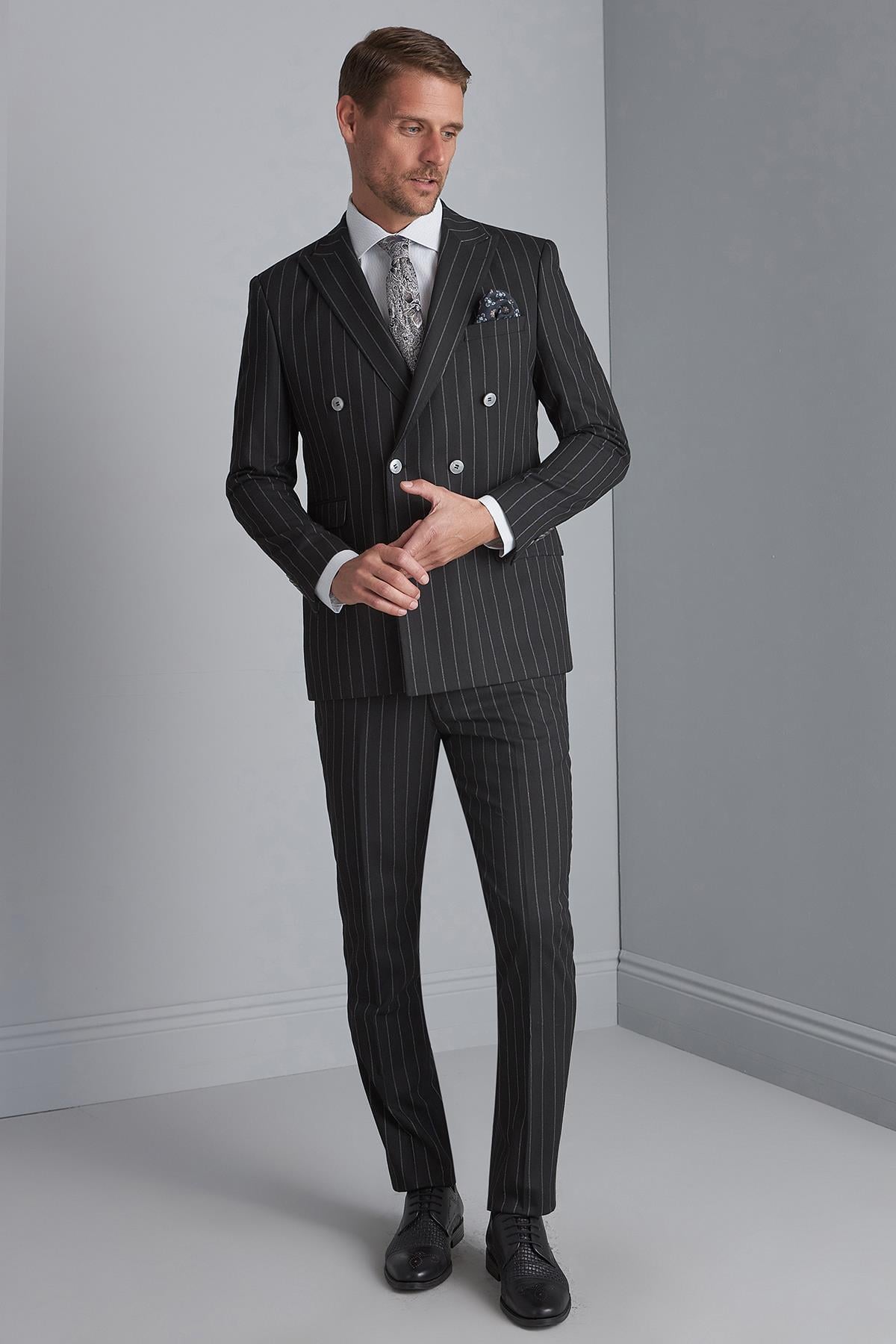 Siyah Slim Fit Dar Kalıp Takım Elbise
