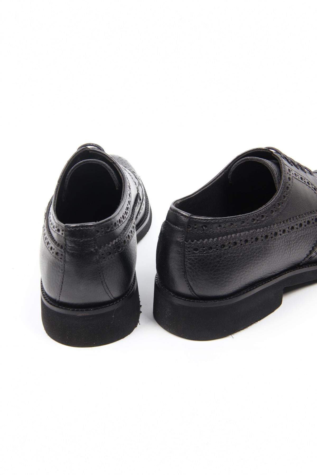 Siyah Deri Klasik Erkek Ayakkabı Brogue Detaylı Bağcıklı Model