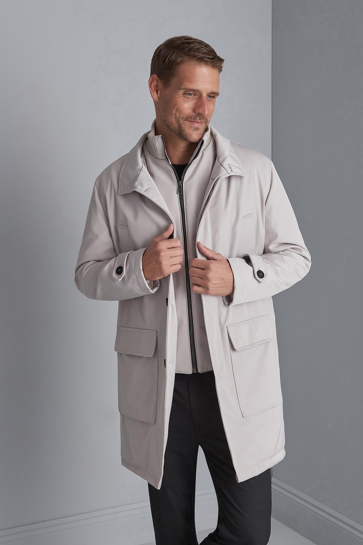 Taş Renk Erkek Kaban Dik Yaka Modern Kesim Uzun Model
