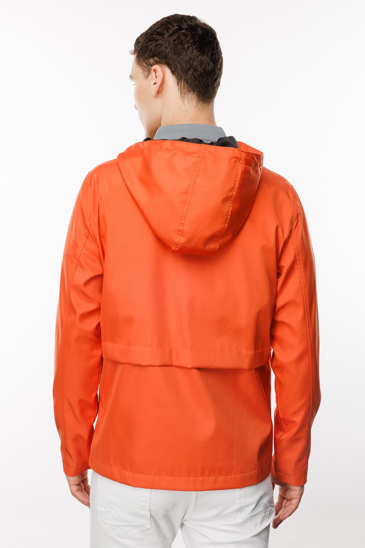 Turuncu Standart Kalıp Kapüşonlu Yaka  %100 Polyester Mont