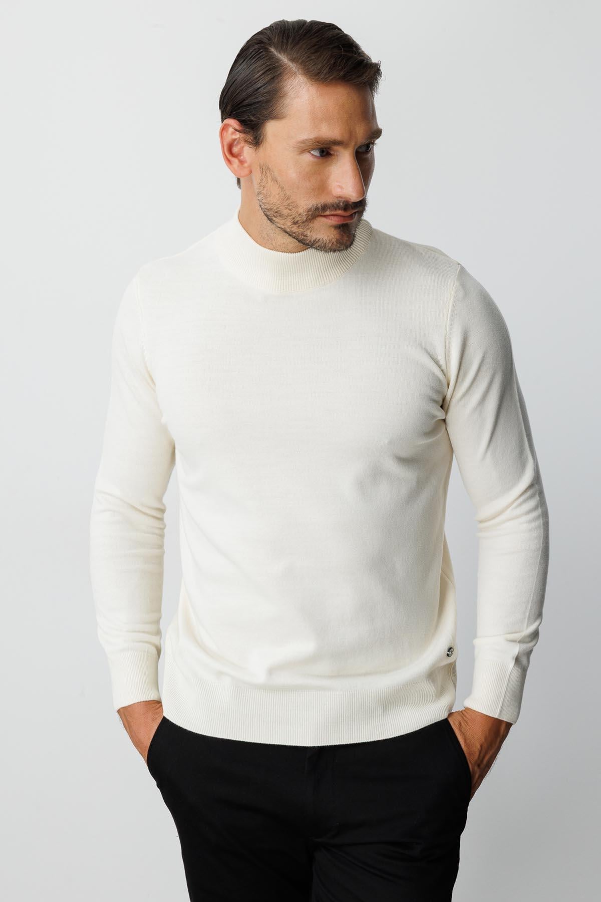 Kemik Modern Fit Dar Kalıp Yarım Balıkçı Düz Uzun Kollu Triko