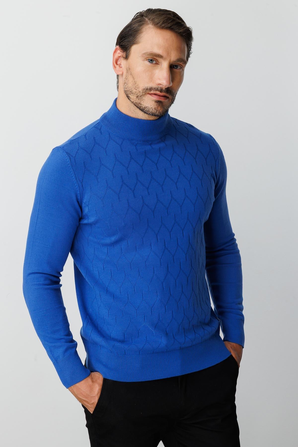 Saks Standart Fit Dar Kalıp Yarım Balıkçı Düz Uzun Kollu Triko