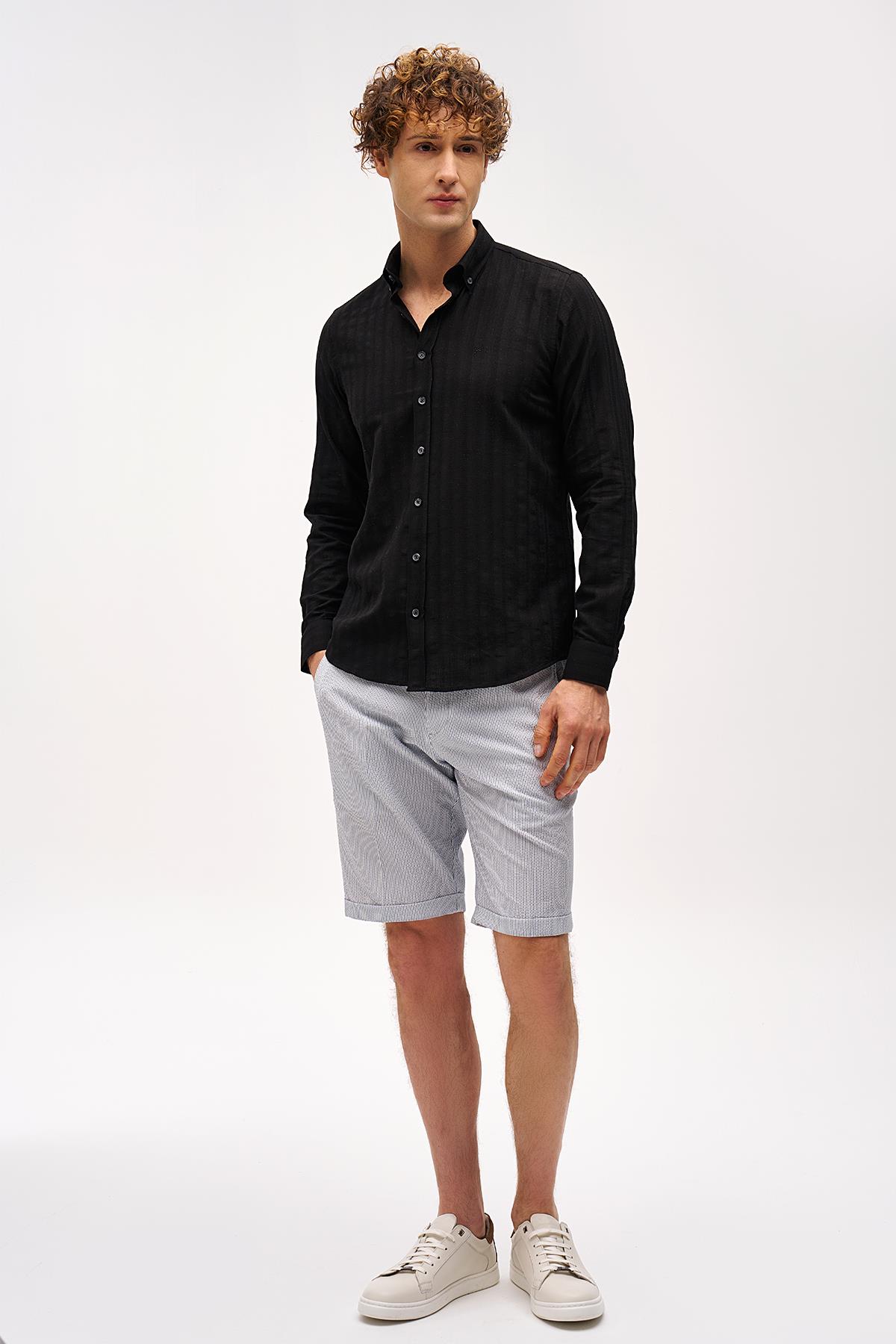 Siyah Dynamic Fit  Düğmeli Yaka Çizgili Uzun Kollu Cepsiz %100 Pamuk Gömlek