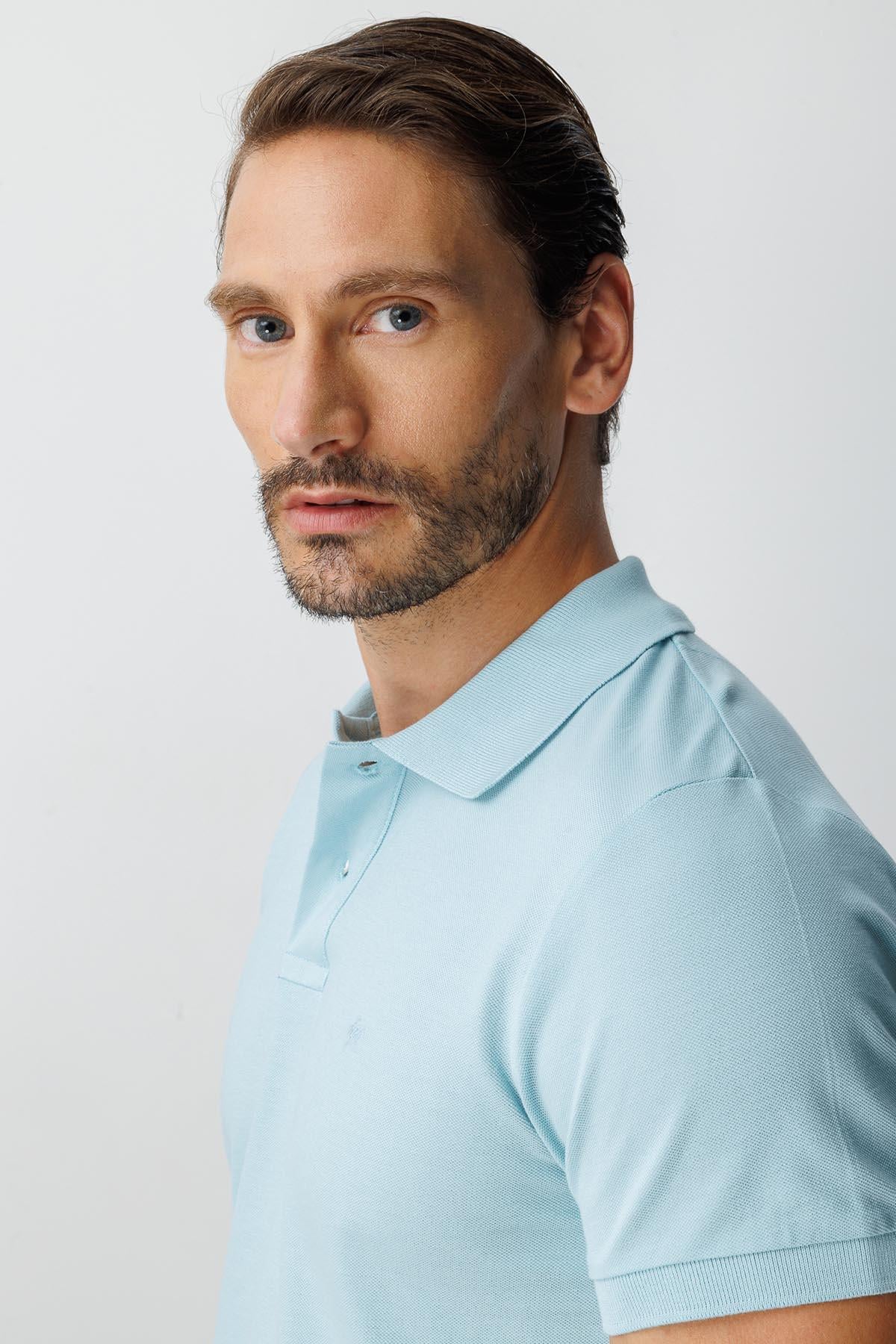 Turkuaz Modern Fit Dar Kalıp Polo Yaka Düz Kısa Kollu  %100 Pamuk Tişört