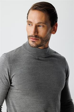 Antrasit Standart Fit Dar Kalıp Yarım Balıkçı Düz Uzun Kollu  Triko