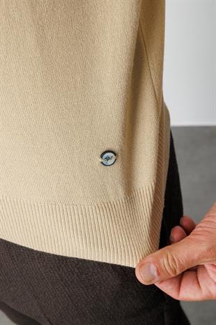 Bej Standart Fit Dar Kalıp Yarım Balıkçı Düz Uzun Kollu  Triko