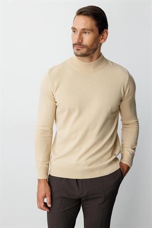 Bej Standart Fit Dar Kalıp Yarım Balıkçı Düz Uzun Kollu  Triko