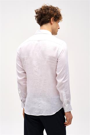 Beyaz Dynamic Fit Düğmeli Yaka Düz Uzun Kollu Cepsiz %100 Keten Gömlek
