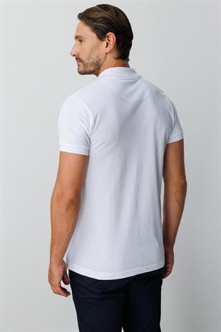 Beyaz Modern Fit Dar Kalıp Polo Yaka Düz Kısa Kollu  %100 Pamuk Tişört