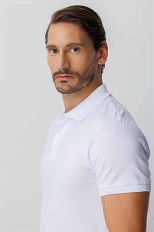 Beyaz Modern Fit Dar Kalıp Polo Yaka Düz Kısa Kollu  %100 Pamuk Tişört