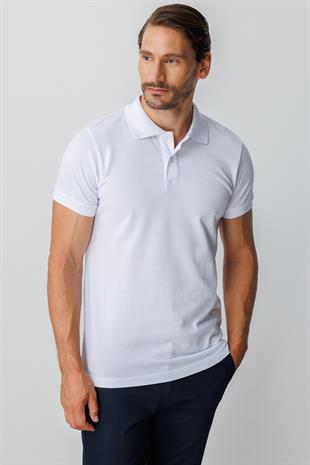 Beyaz Modern Fit Dar Kalıp Polo Yaka Düz Kısa Kollu  %100 Pamuk Tişört