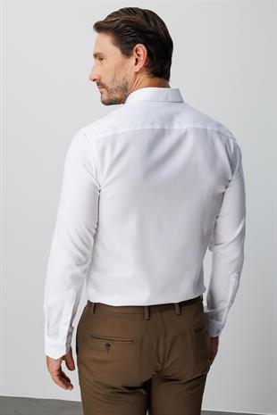 Beyaz Slim Fit Dar Kalıp Klasik Yaka Düz Uzun Kollu Cepsiz %100 Pamuk Gömlek