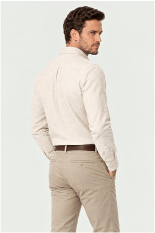 Ekru Dynamic Fit Dar Kalıp Düğmeli Yaka Uzun Kollu % 50 Pamuk  Gömlek